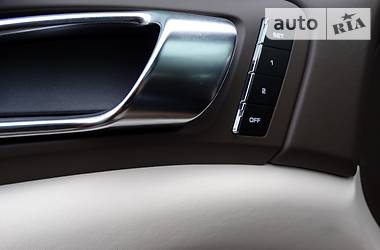 Внедорожник / Кроссовер Porsche Cayenne 2011 в 
