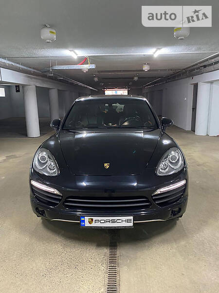 Позашляховик / Кросовер Porsche Cayenne 2013 в Кременчуці