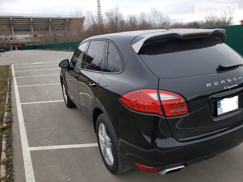 Позашляховик / Кросовер Porsche Cayenne 2014 в Івано-Франківську
