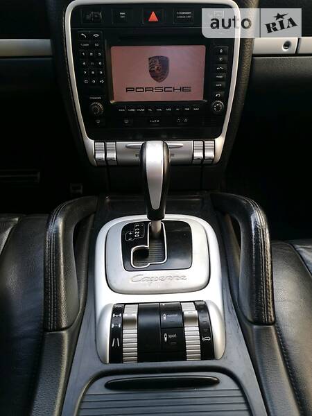 Позашляховик / Кросовер Porsche Cayenne 2004 в Долині