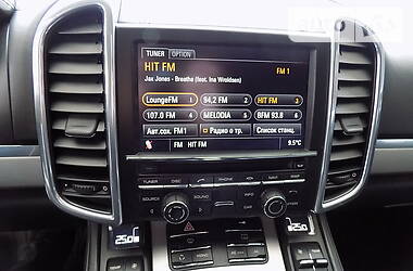 Позашляховик / Кросовер Porsche Cayenne 2010 в 