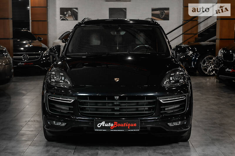 Позашляховик / Кросовер Porsche Cayenne 2017 в Одесі