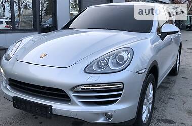 Позашляховик / Кросовер Porsche Cayenne 2013 в 