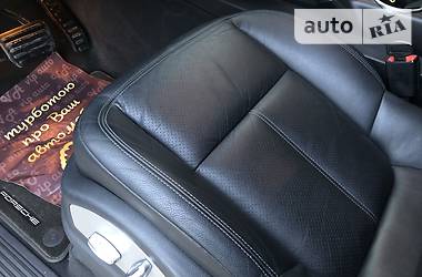 Позашляховик / Кросовер Porsche Cayenne 2013 в 