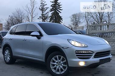 Позашляховик / Кросовер Porsche Cayenne 2013 в 
