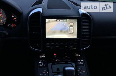 Позашляховик / Кросовер Porsche Cayenne 2013 в 