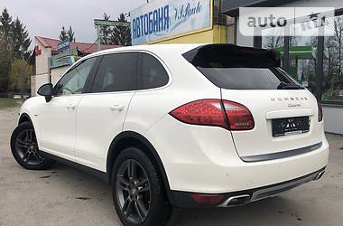 Внедорожник / Кроссовер Porsche Cayenne 2011 в Тернополе