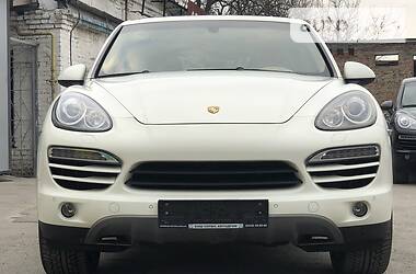 Внедорожник / Кроссовер Porsche Cayenne 2011 в Тернополе