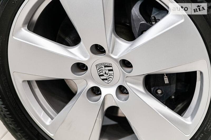 Позашляховик / Кросовер Porsche Cayenne 2018 в Одесі
