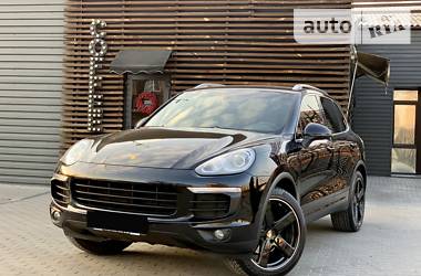 Внедорожник / Кроссовер Porsche Cayenne 2015 в 