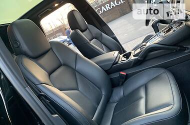 Внедорожник / Кроссовер Porsche Cayenne 2015 в 