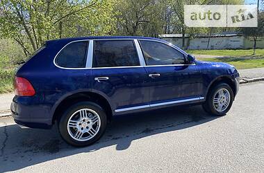 Позашляховик / Кросовер Porsche Cayenne 2005 в 