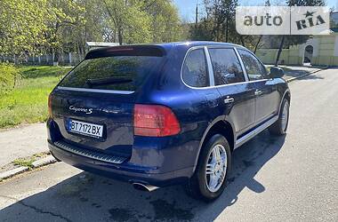Позашляховик / Кросовер Porsche Cayenne 2005 в 