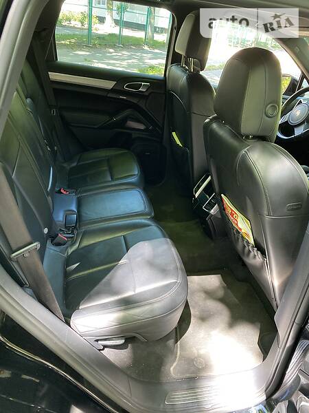 Позашляховик / Кросовер Porsche Cayenne 2010 в Одесі