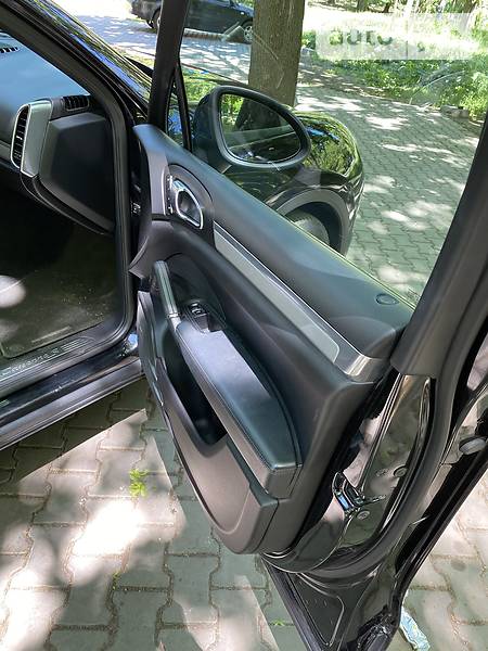 Позашляховик / Кросовер Porsche Cayenne 2010 в Одесі