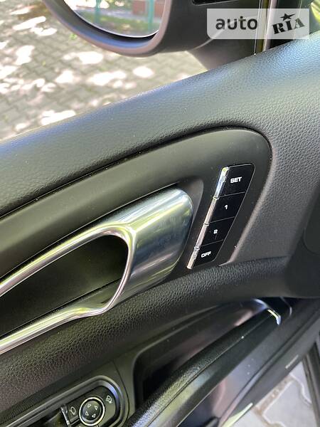 Позашляховик / Кросовер Porsche Cayenne 2010 в Одесі