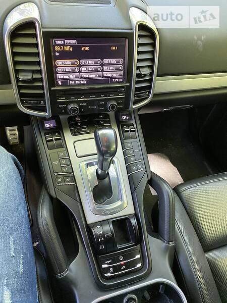 Позашляховик / Кросовер Porsche Cayenne 2010 в Одесі