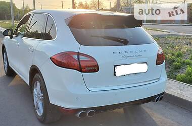 Внедорожник / Кроссовер Porsche Cayenne 2011 в Одессе