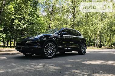 Внедорожник / Кроссовер Porsche Cayenne 2013 в 