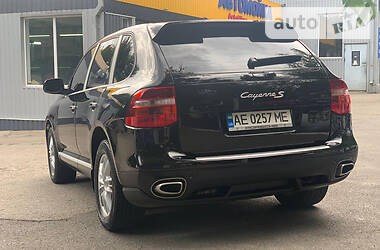 Позашляховик / Кросовер Porsche Cayenne 2007 в 