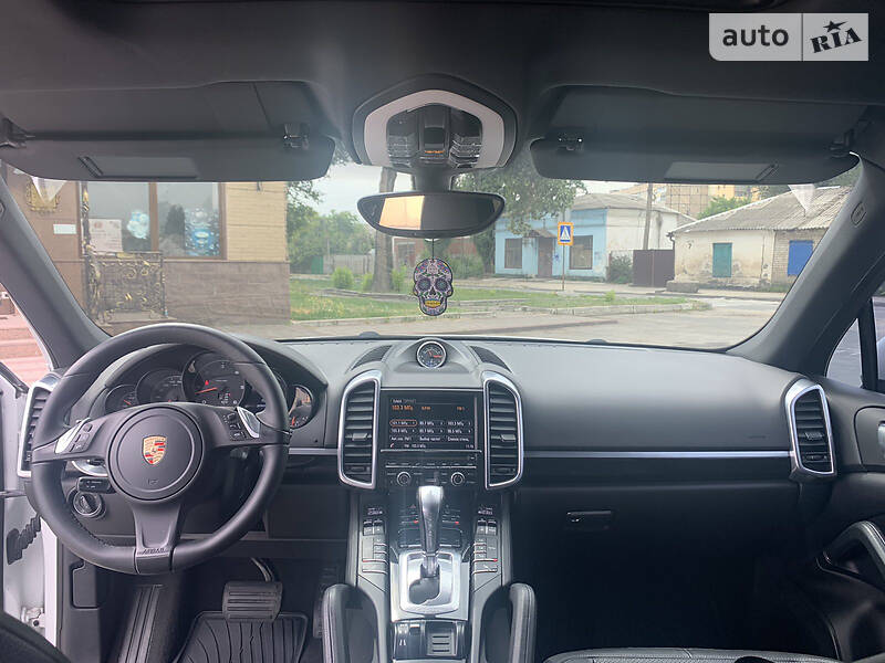 Внедорожник / Кроссовер Porsche Cayenne 2013 в Днепре