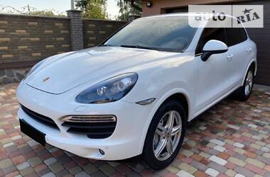 Внедорожник / Кроссовер Porsche Cayenne 2013 в Полтаве