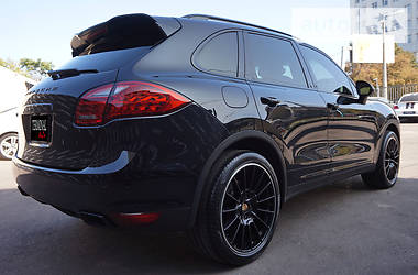 Внедорожник / Кроссовер Porsche Cayenne 2012 в Одессе