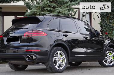 Внедорожник / Кроссовер Porsche Cayenne 2015 в Одессе