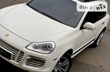 Внедорожник / Кроссовер Porsche Cayenne 2010 в Одессе