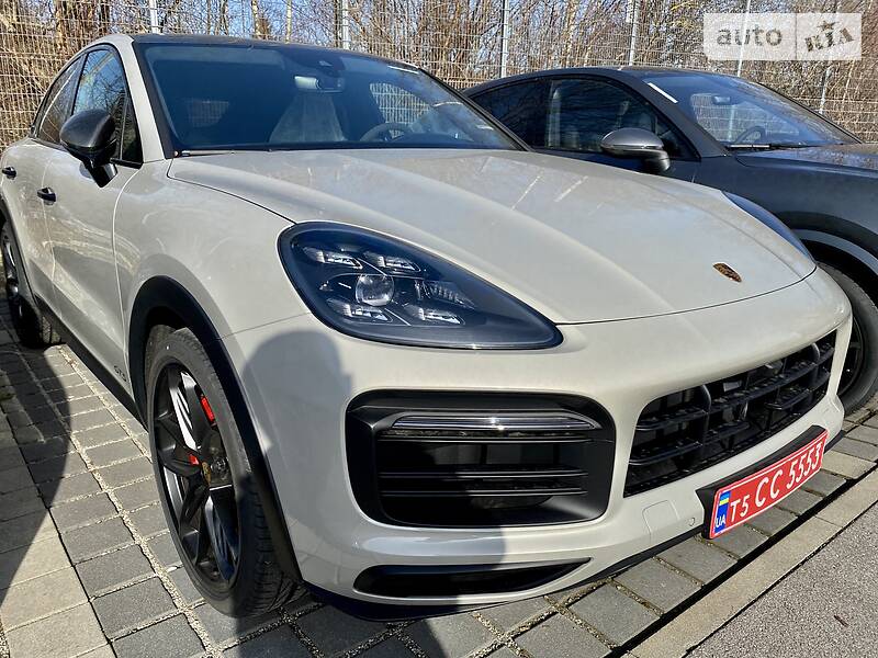 Внедорожник / Кроссовер Porsche Cayenne 2021 в Киеве фото 4 Внедорожник / Кроссовер Porsche Cayenne 2021 в Киеве