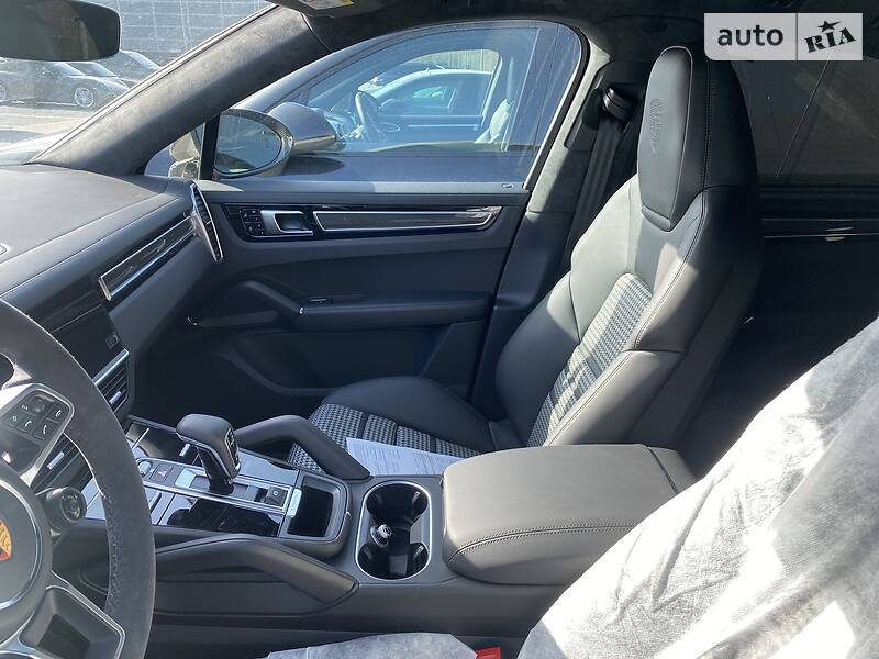 Внедорожник / Кроссовер Porsche Cayenne 2021 в Киеве фото 43 Внедорожник / Кроссовер Porsche Cayenne 2021 в Киеве