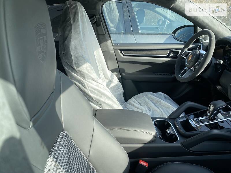 Внедорожник / Кроссовер Porsche Cayenne 2021 в Киеве фото 50 Внедорожник / Кроссовер Porsche Cayenne 2021 в Киеве