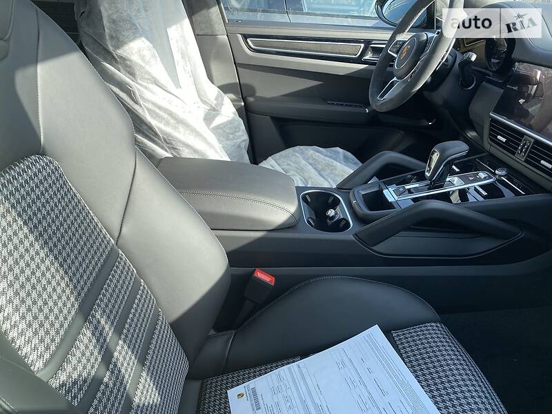 Внедорожник / Кроссовер Porsche Cayenne 2021 в Киеве фото 57 Внедорожник / Кроссовер Porsche Cayenne 2021 в Киеве
