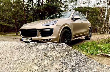 Внедорожник / Кроссовер Porsche Cayenne 2016 в Киеве