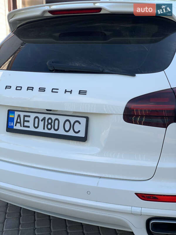 Внедорожник / Кроссовер Porsche Cayenne 2011 в Днепре
