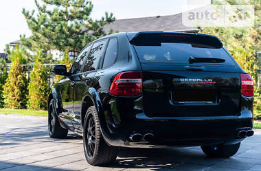 Внедорожник / Кроссовер Porsche Cayenne 2009 в 