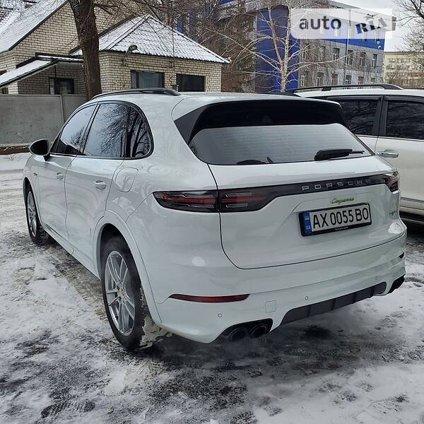 Позашляховик / Кросовер Porsche Cayenne 2018 в Харкові