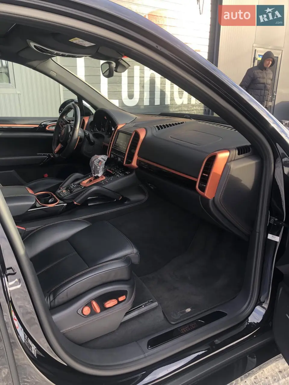 2016 Porsche Cayenne - мініатюра 17