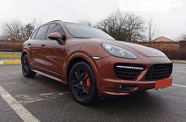 Позашляховик / Кросовер Porsche Cayenne 2013 в Мелітополі