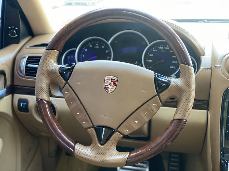 Позашляховик / Кросовер Porsche Cayenne 2008 в Києві