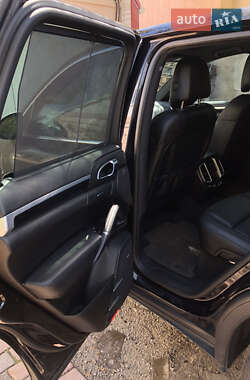 Позашляховик / Кросовер Porsche Cayenne 2013 в Кропивницькому