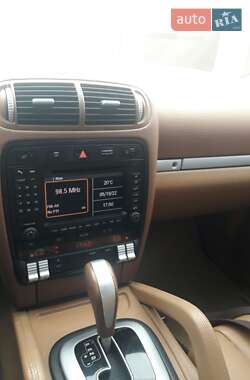 Внедорожник / Кроссовер Porsche Cayenne 2007 в 