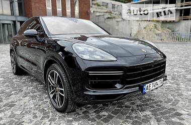 Внедорожник / Кроссовер Porsche Cayenne 2021 в 