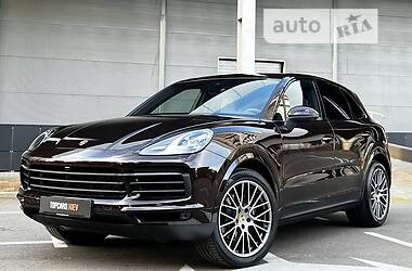 Внедорожник / Кроссовер Porsche Cayenne 2022 в Киеве