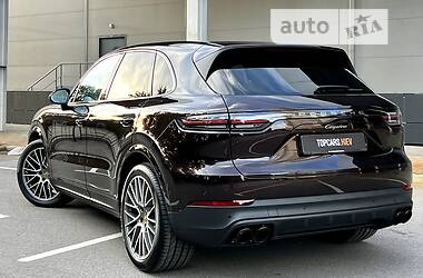 Внедорожник / Кроссовер Porsche Cayenne 2022 в Киеве