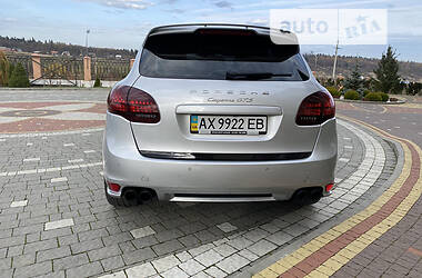 Позашляховик / Кросовер Porsche Cayenne 2013 в Львові