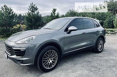 Позашляховик / Кросовер Porsche Cayenne 2015 в Дніпрі