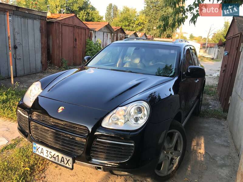 Позашляховик / Кросовер Porsche Cayenne 2004 в Києві