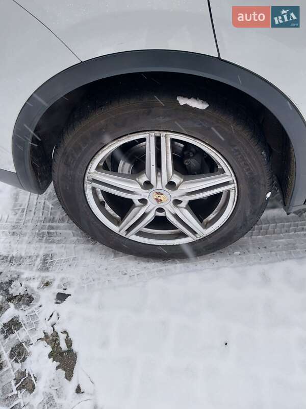 Позашляховик / Кросовер Porsche Cayenne 2012 в Львові фото 14 Позашляховик / Кросовер Porsche Cayenne 2012 в Львові