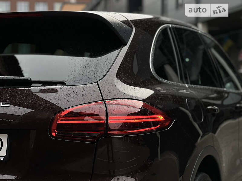 Внедорожник / Кроссовер Porsche Cayenne 2017 в Львове фото 8 Внедорожник / Кроссовер Porsche Cayenne 2017 в Львове